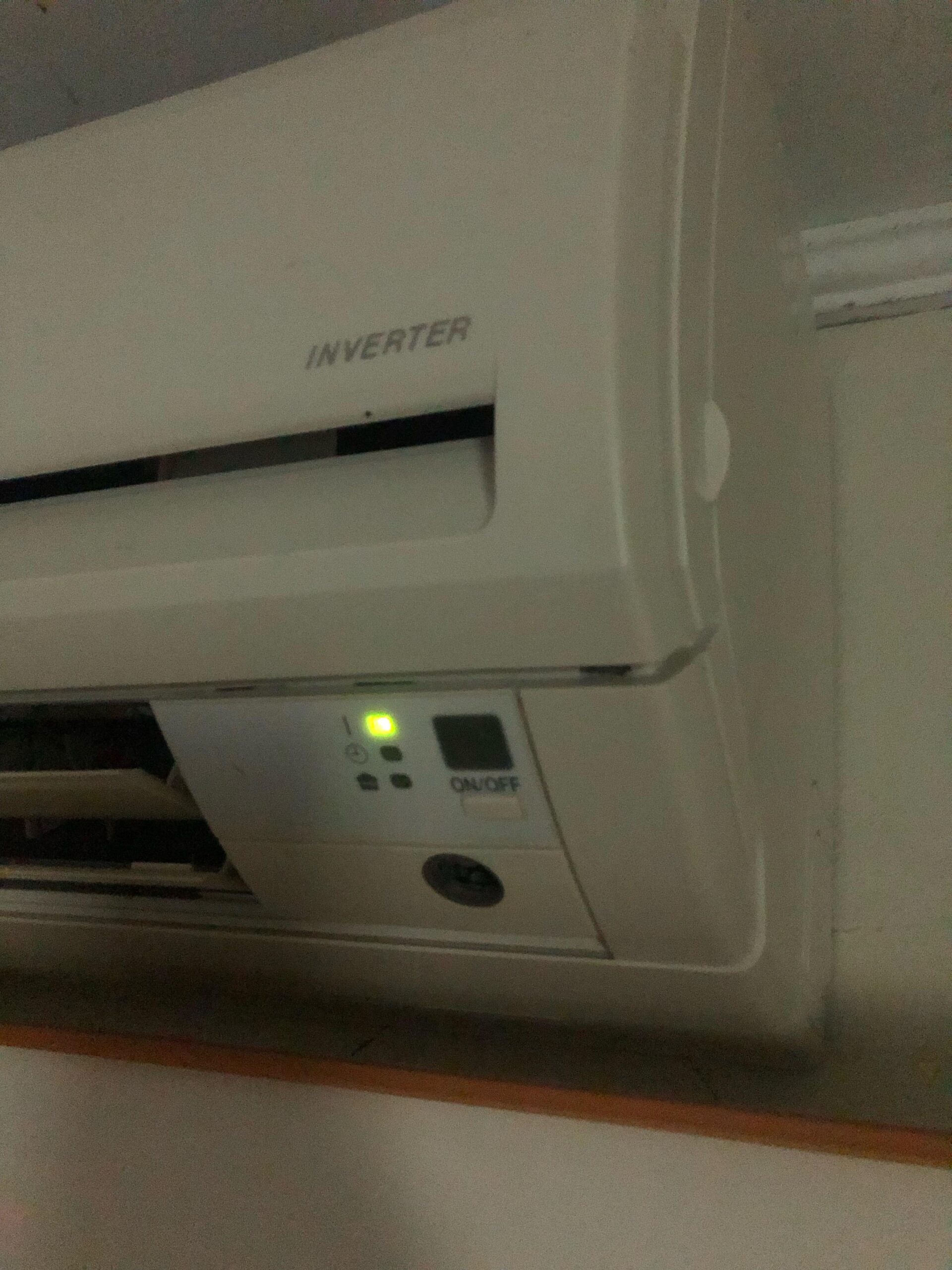 Daikin Mini Split Blinking Green Light
