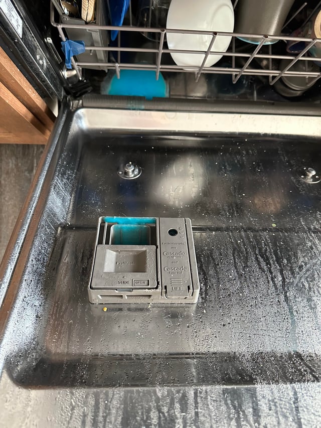 Whirlpool Dishwasher Not Spraying Water