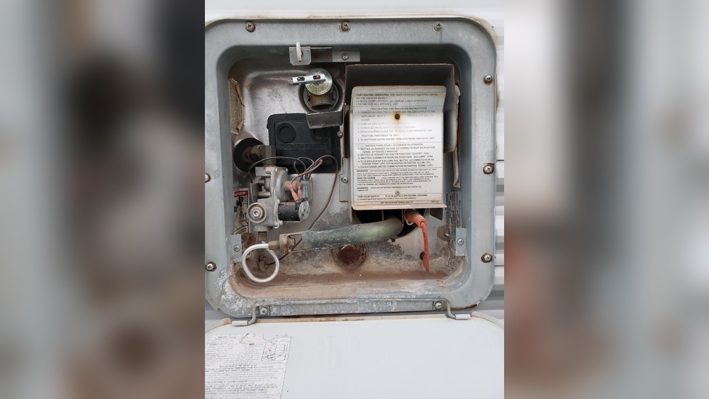 Rv Water Heater Lights Then Goes Out