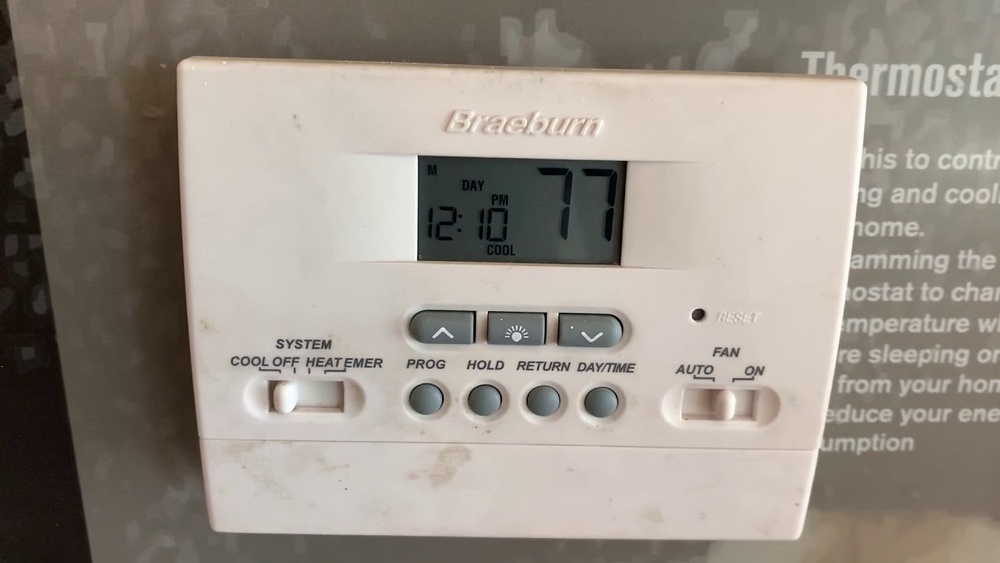 Braeburn Thermostat Blinking Cool