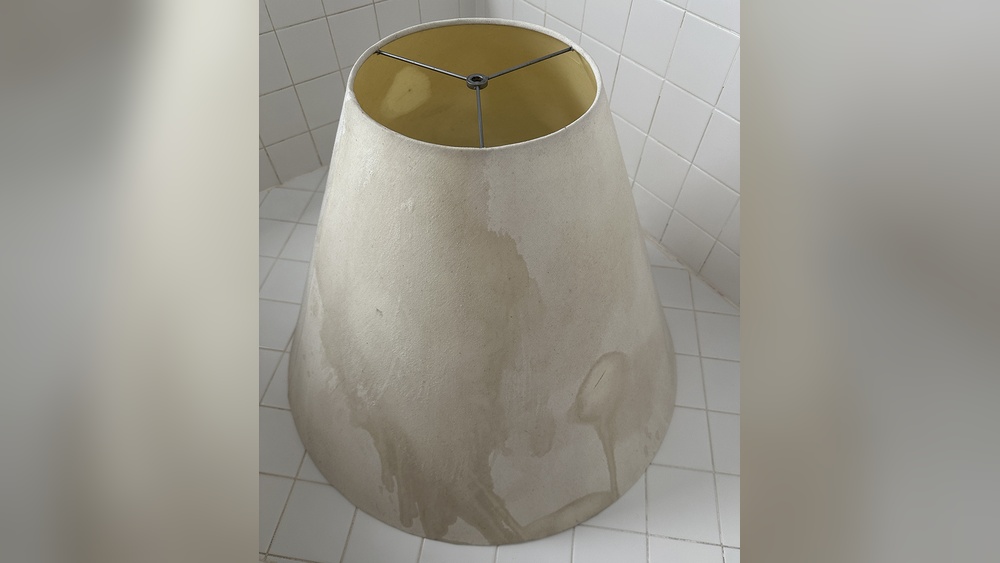 How to Clean Lamp Shades