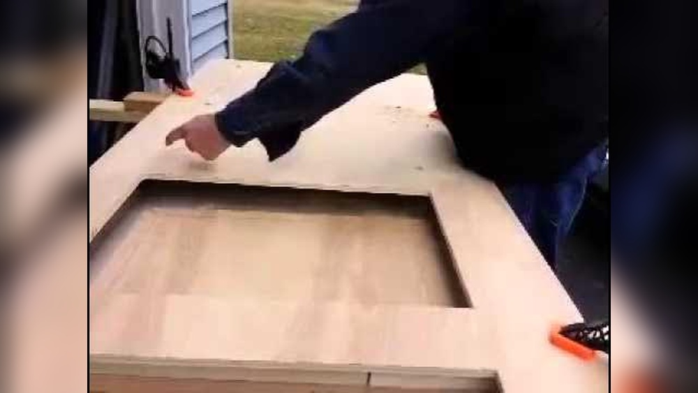 How To Cut A Square Out Of Wood