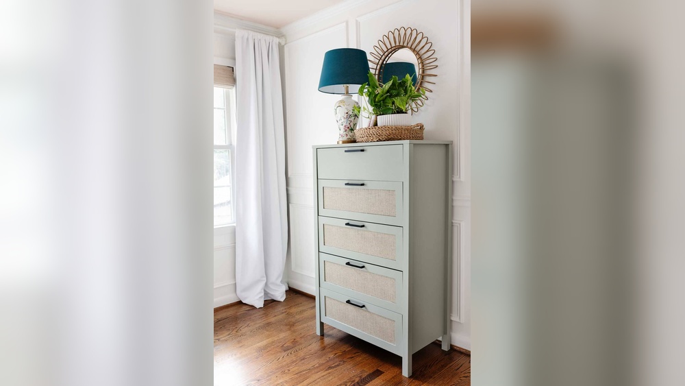 How To Oil Paint Laminate Furniture To Look Like Wood