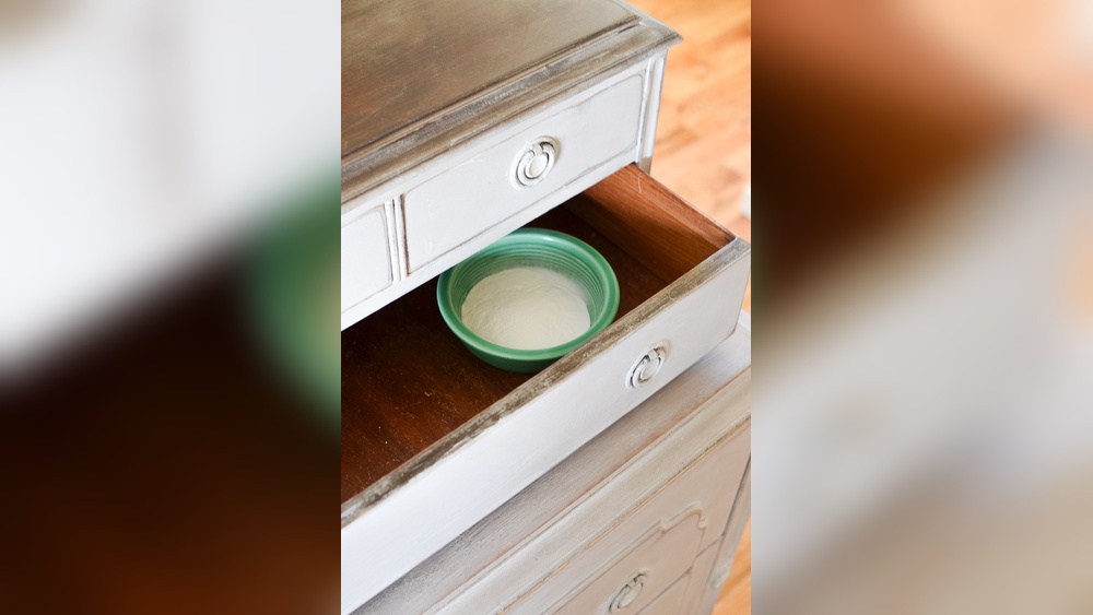 How To Remove A Musty Smell From Wood Furniture