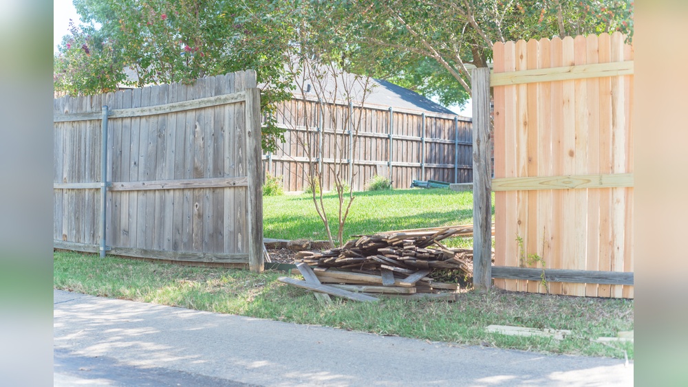 How To Replace Fence Panels Between Wooden Posts