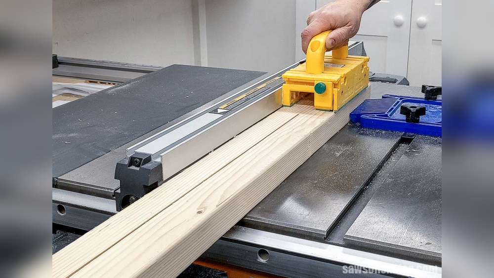 How To Rip A 2X4 With A Table Saw