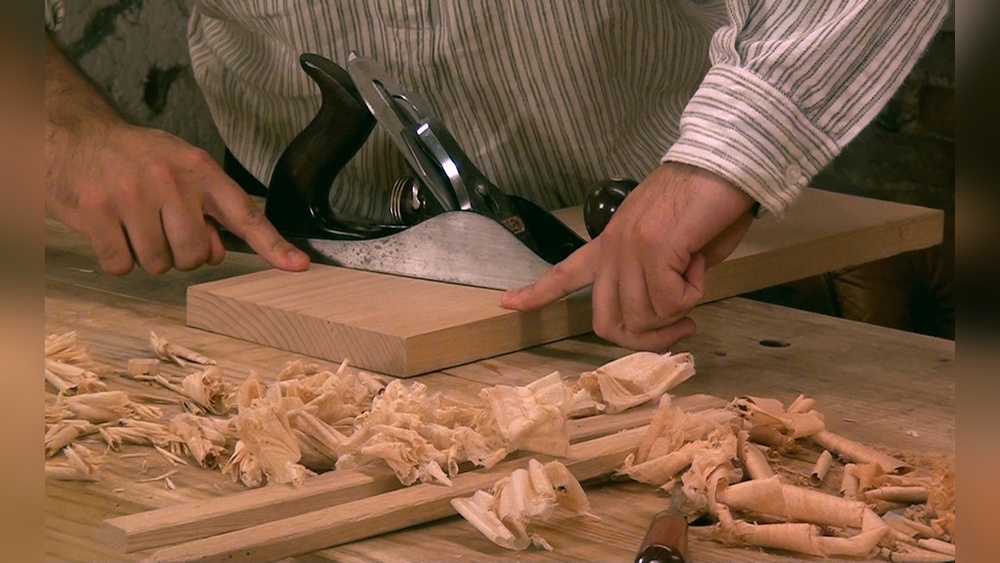 How To Use A Hand Planer To Flatten A Board