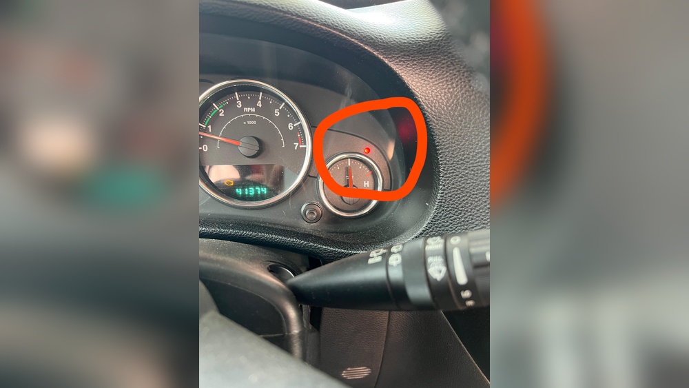 Red Blinking Light Jeep Wrangler