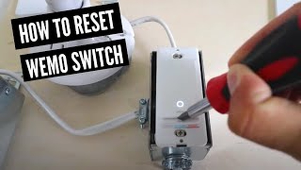 Wemo Light Switch Blinking Orange