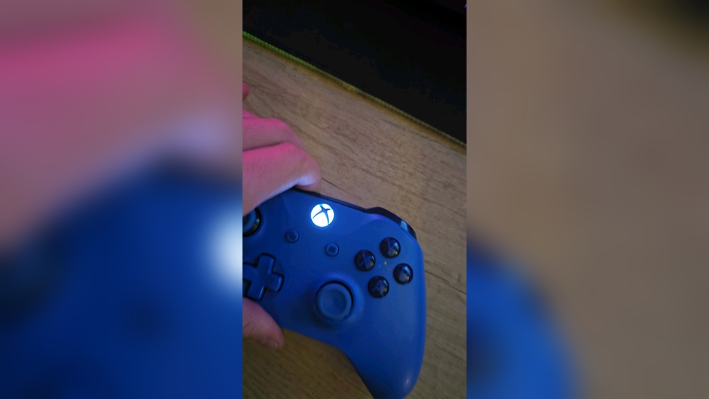 Xbox Controller Blinking Twice